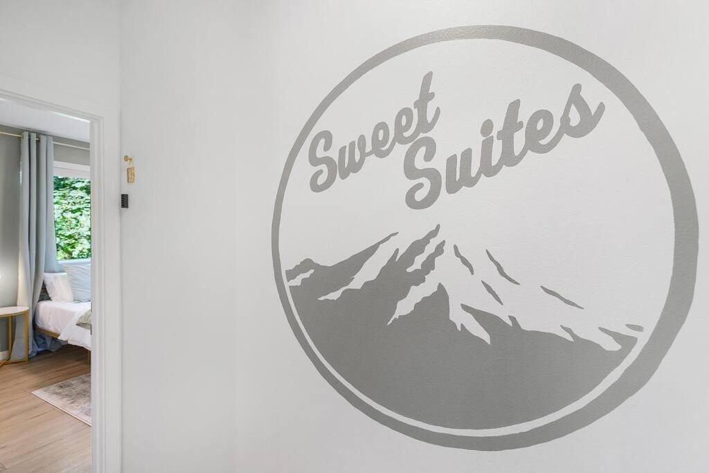 Jimi'S Sweet Suite - 84 Walkscore Сиэтл Экстерьер фото